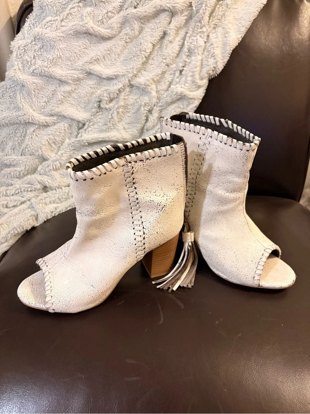 Roper White Leather Peep-Toe Tassel Block Heel Ankle Sandal